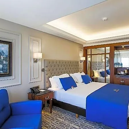 Hotel Anemon 4*